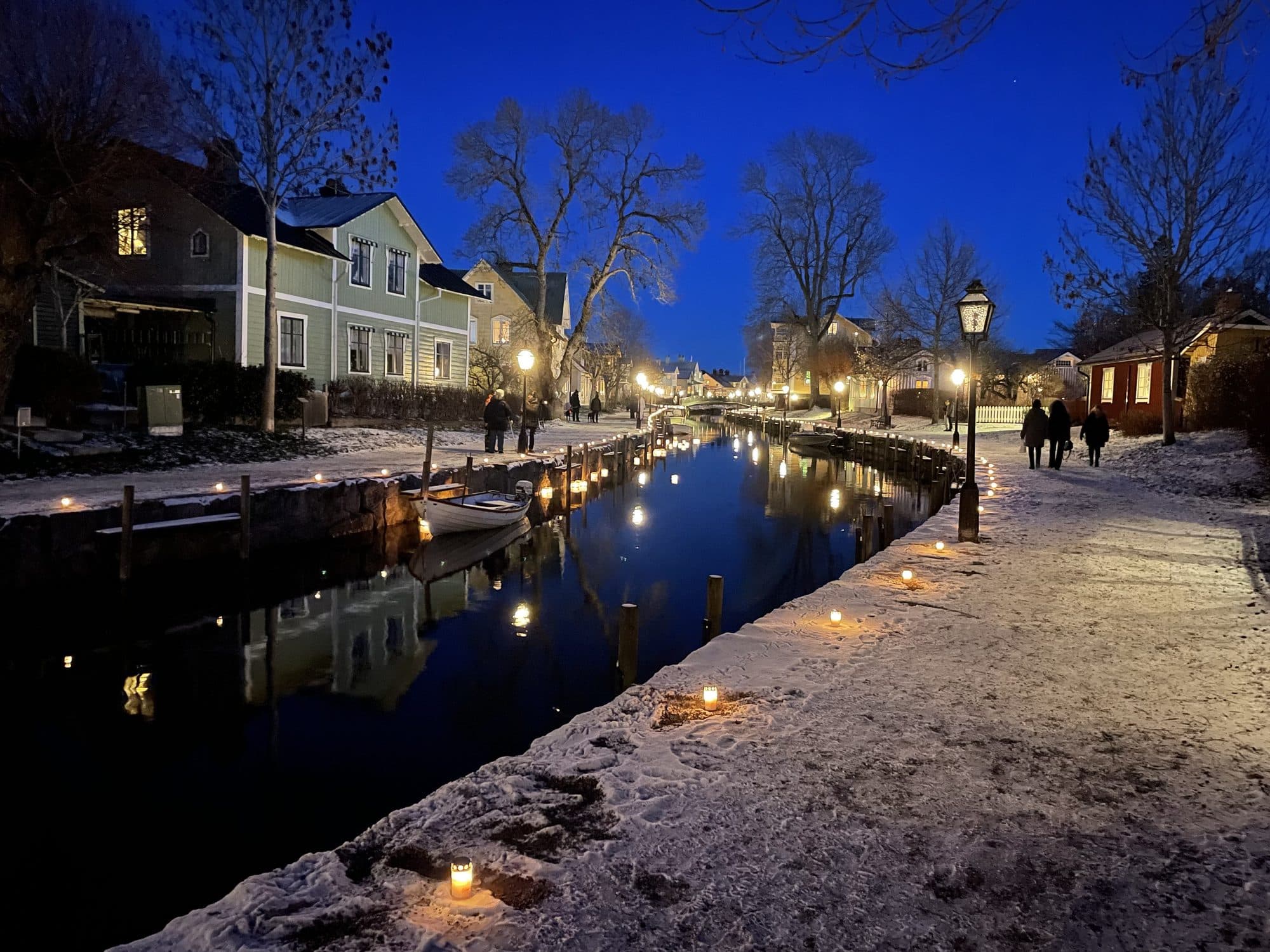 Ljuständning längs Trosaån under En kväll för livet